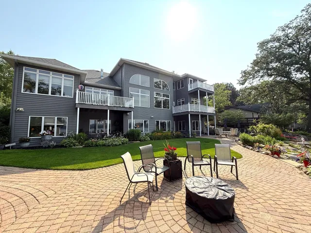 $1,547,000 | 19699 623rd Avenue, Litchfield, MN 55355