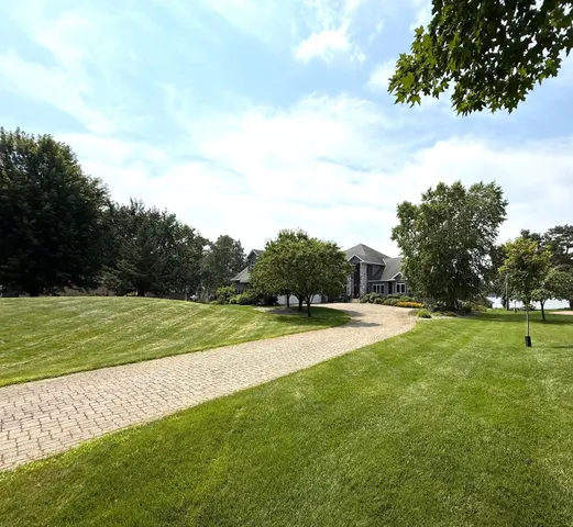 $1,547,000 | 19699 623rd Avenue, Litchfield, MN 55355