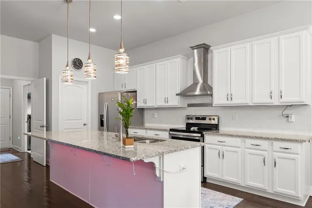 $519,500 | 6619 Blue Cove Drive, Flowery Branch, GA 30542