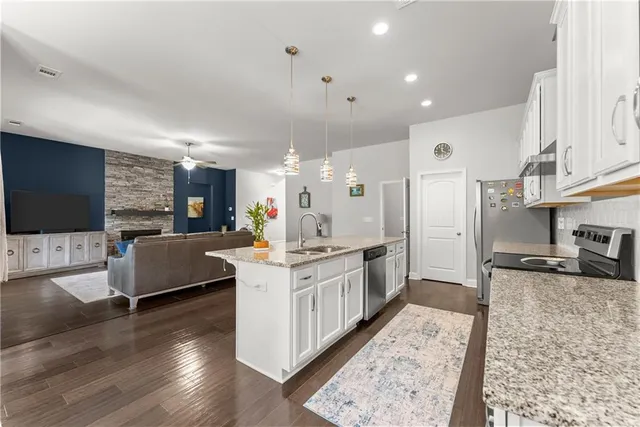 $519,500 | 6619 Blue Cove Drive, Flowery Branch, GA 30542