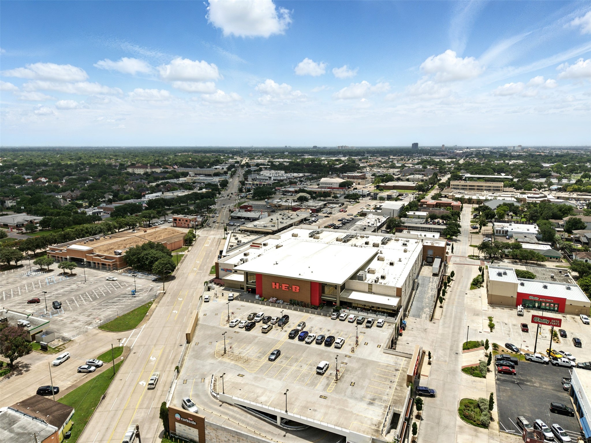 6305 South Rice Avenue Bellaire, TX 77401 - Photo 20 of 23 an aerial view of a city