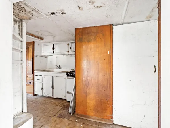 $630,000 | 8552 Cairo Avenue, Laton, CA 93242