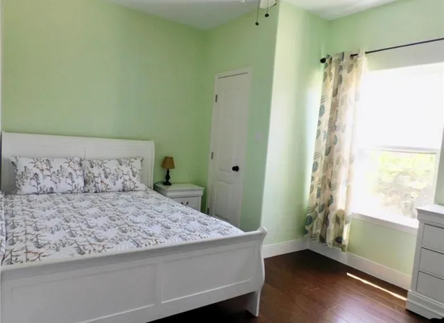 $3,000 | 5510 Teakwood Drive, Galveston, TX 77551