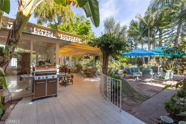 $2,090,000 | 4420 Myrtle Avenue, Long Beach, CA 90807