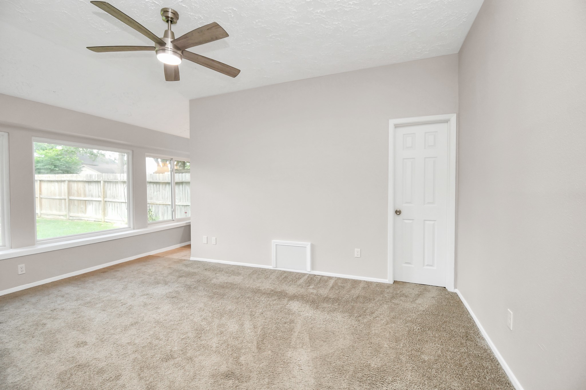 10219 Trading Post Drive Houston, TX 77064 - Photo 20 of 39 a view of an empty room with a window
