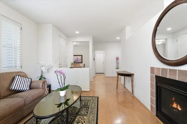 $1,075,000 | 863 Brea Lane, San Jose, CA 95138