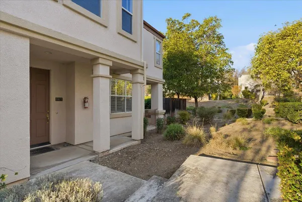 $1,075,000 | 863 Brea Lane, San Jose, CA 95138