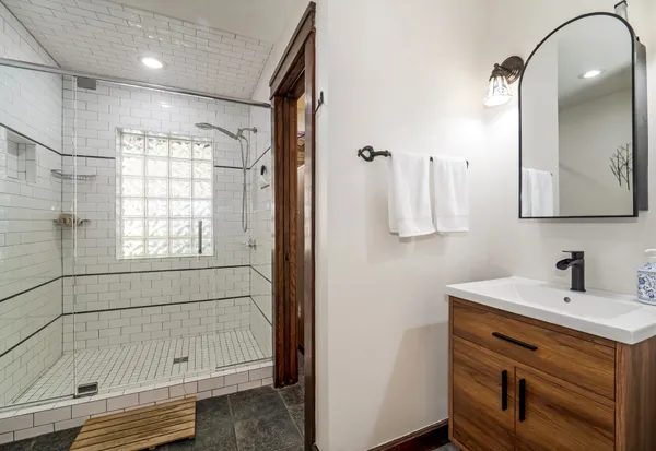 $1,475,450 | 433 Grayson Drive, Nashville, TN 37205