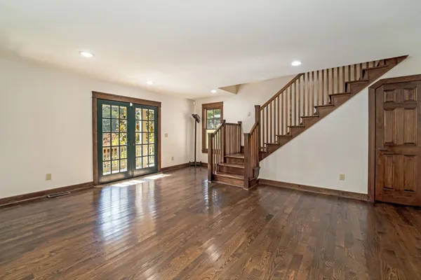 $1,475,450 | 433 Grayson Drive, Nashville, TN 37205