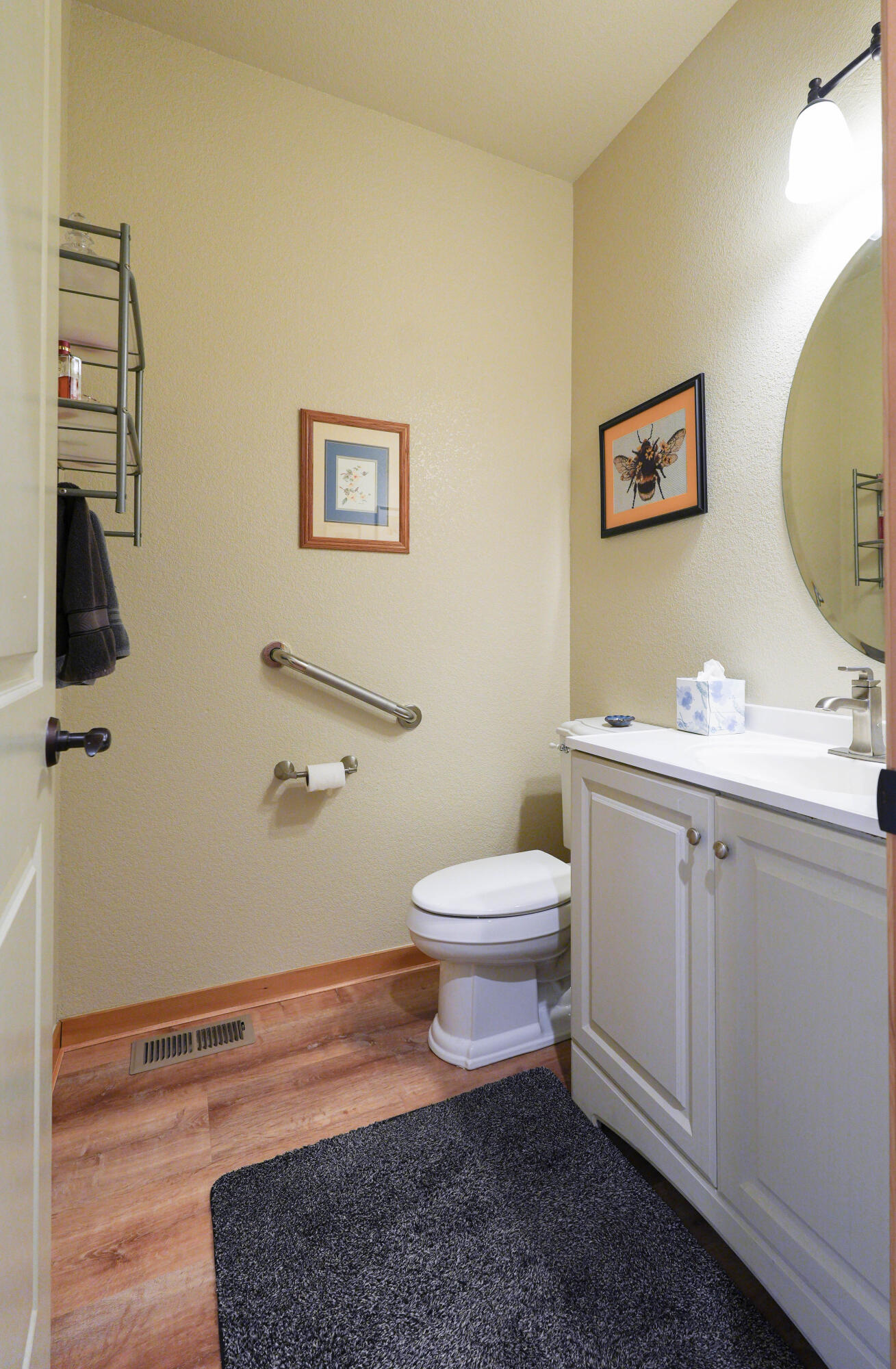 5028 Sora Loop Klamath Falls, OR 97601 - Photo 30 of 62 a bathroom with a granite countertop toilet and a sink