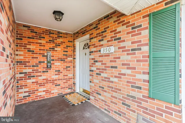 $325,000 | 350 South Harlan Street, York, PA 17402