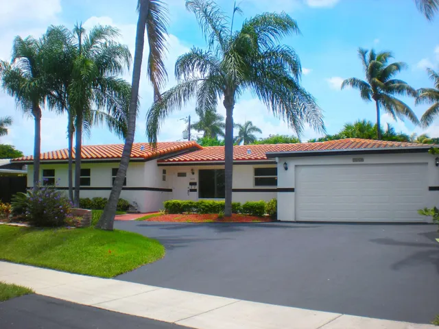 $6,250 | 2220 Northeast 41st Street, Lighthouse Point, FL 33064