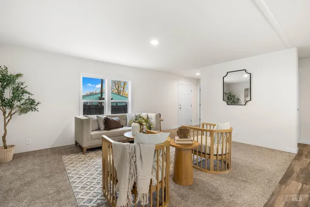 $175,000 | 301 East 45th Street, Unit 6, Garden City, ID 83714