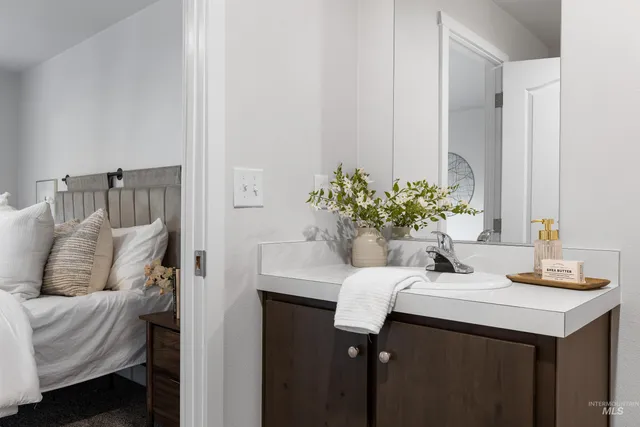 $175,000 | 301 East 45th Street, Unit 6, Garden City, ID 83714