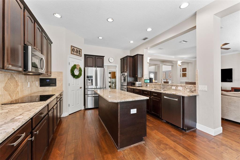 11615 Renaissance View Court Tampa, FL 33626 - Photo 14 of 56
