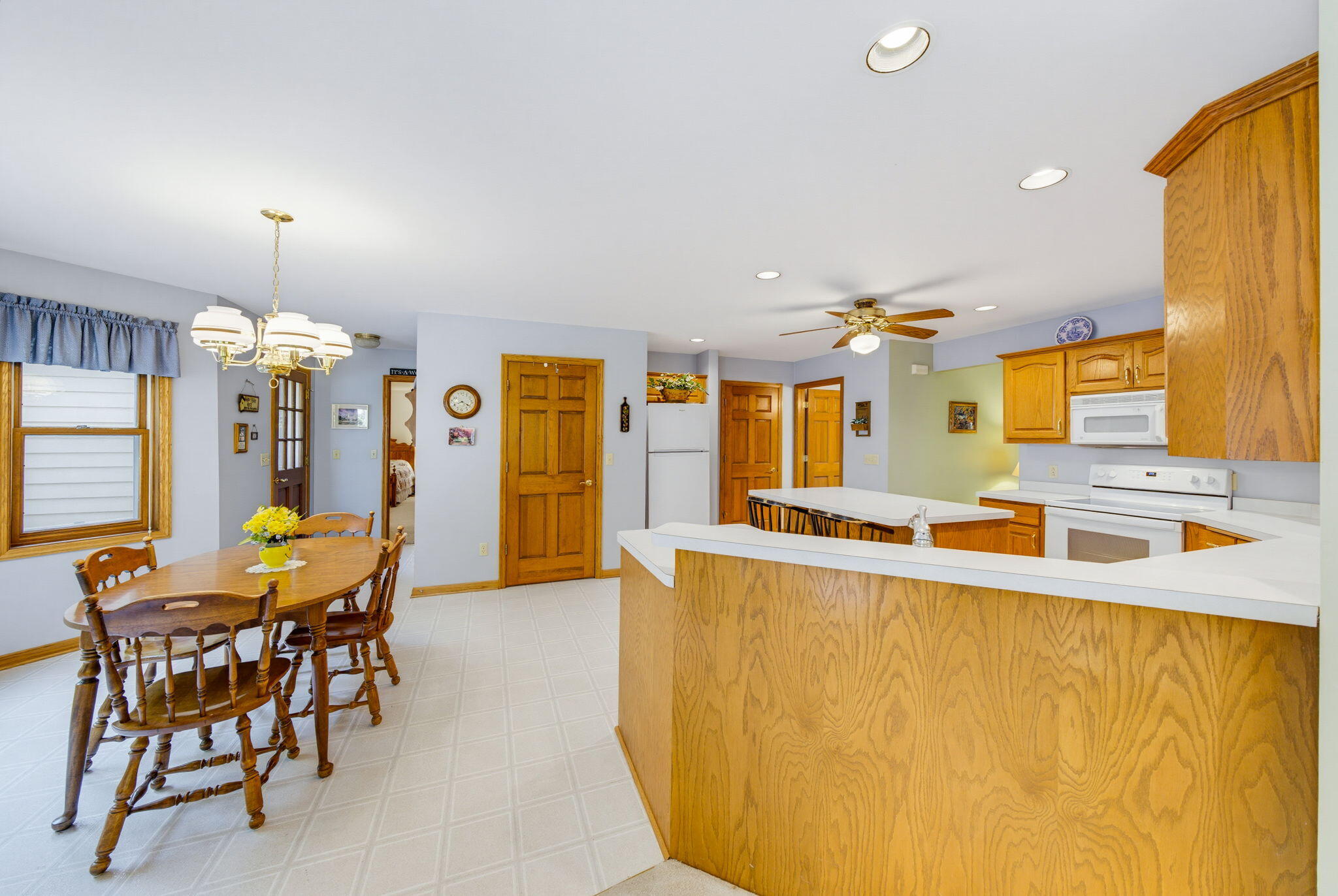 W2254 Kniep Road Spring Prairie, WI 53121 - Photo 45 of 81 Kitchen Guest Home