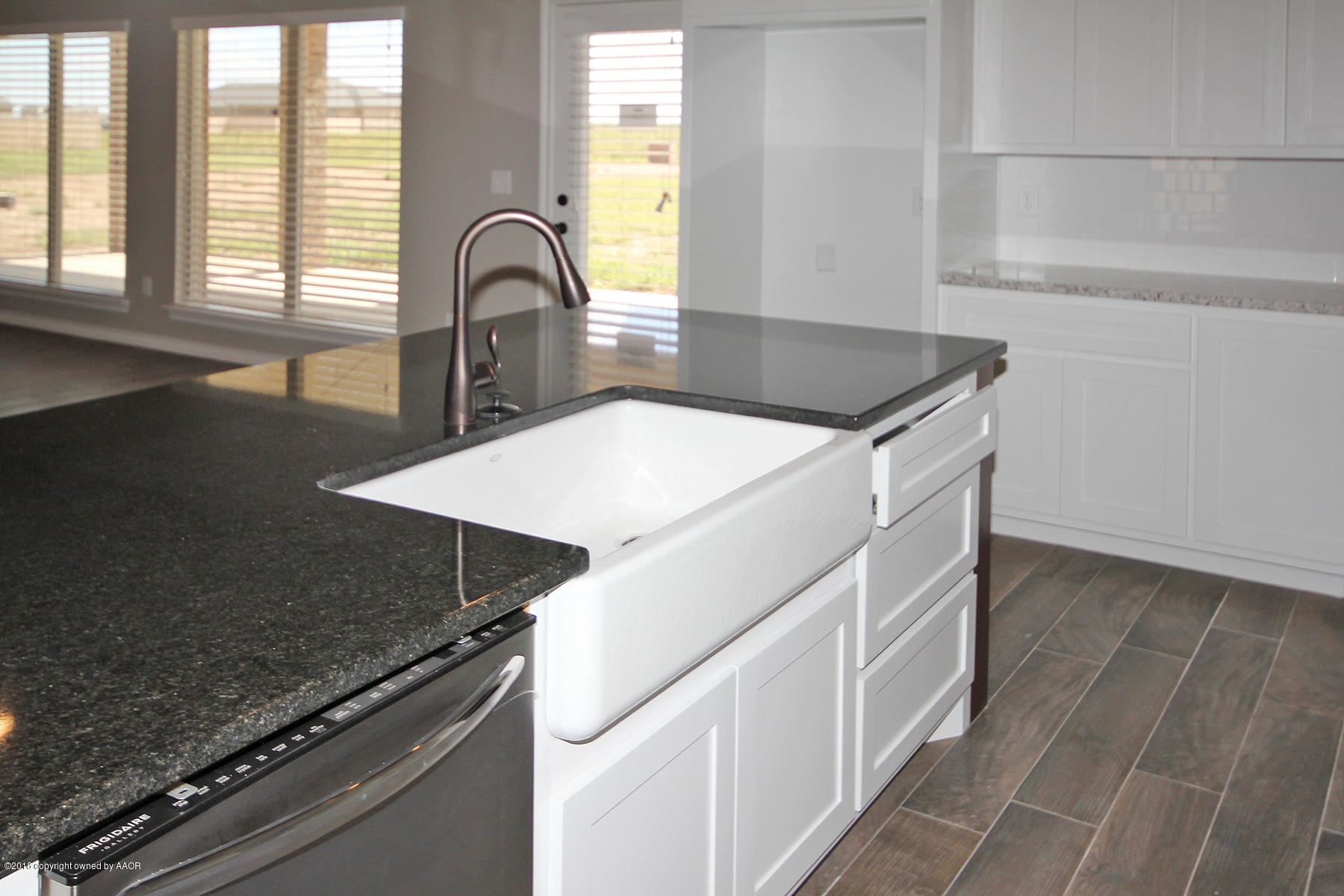 18601 Willow Way Road Bushland, TX 79124 - Photo 11 of 36 Kitchen Farm Sink