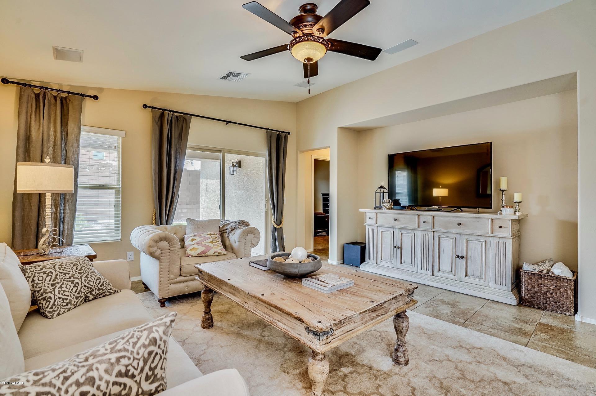 2151 East Stacey Road Gilbert, AZ 85298 - Photo 10 of 36 Living Room