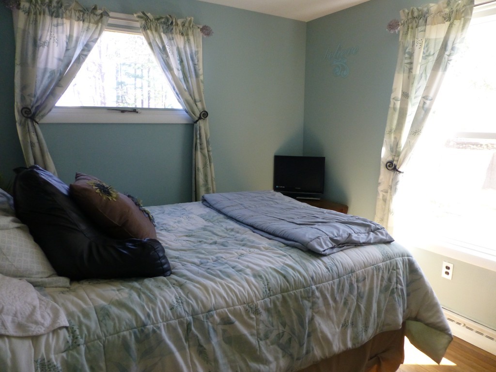 143 Snake Hill Road Ayer, MA 01432 - Photo 12 of 13 Gallery Image 12