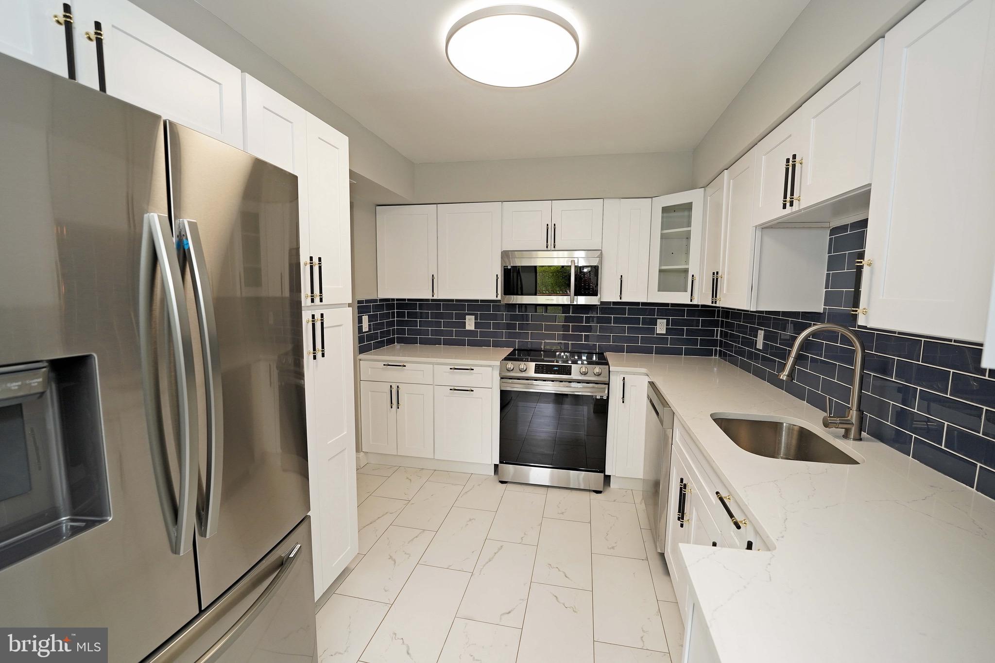 20 Jacob Court Ewing, NJ 08628 - Photo 7 of 25