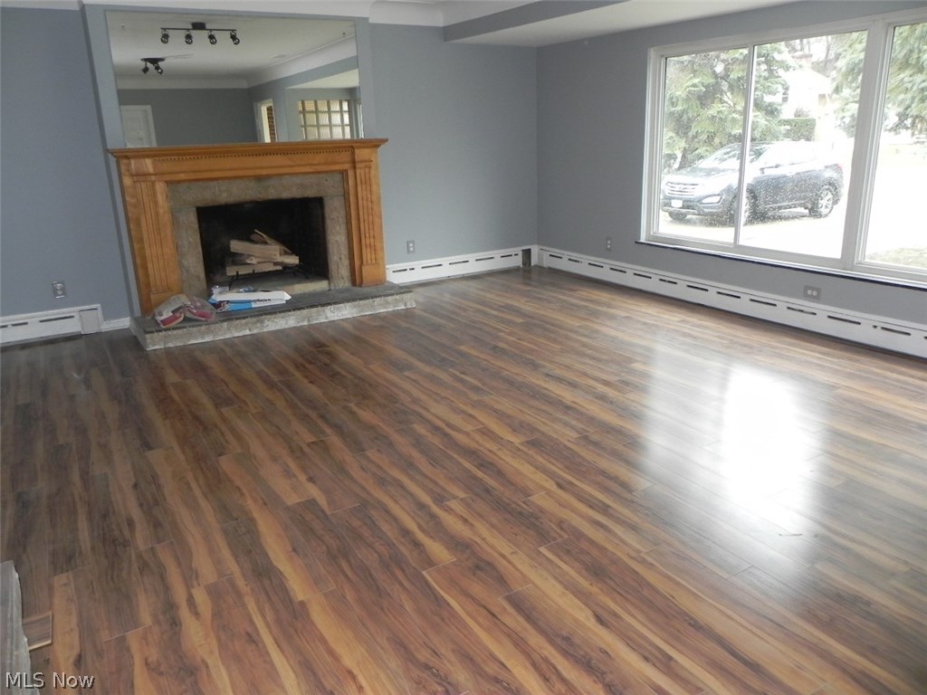 9350 Oakdale Road Parma, OH 44129 - Photo 6 of 19 Gallery Image 6