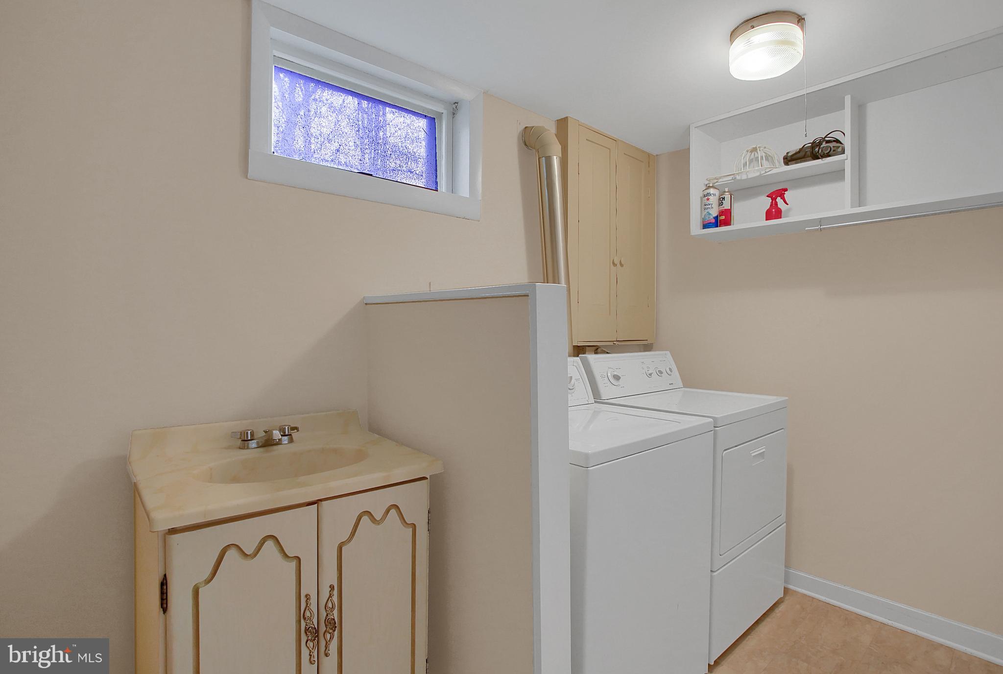 1290 Kuhn Road Boiling Springs, PA 17007 - Photo 22 of 27 Gallery Image 22