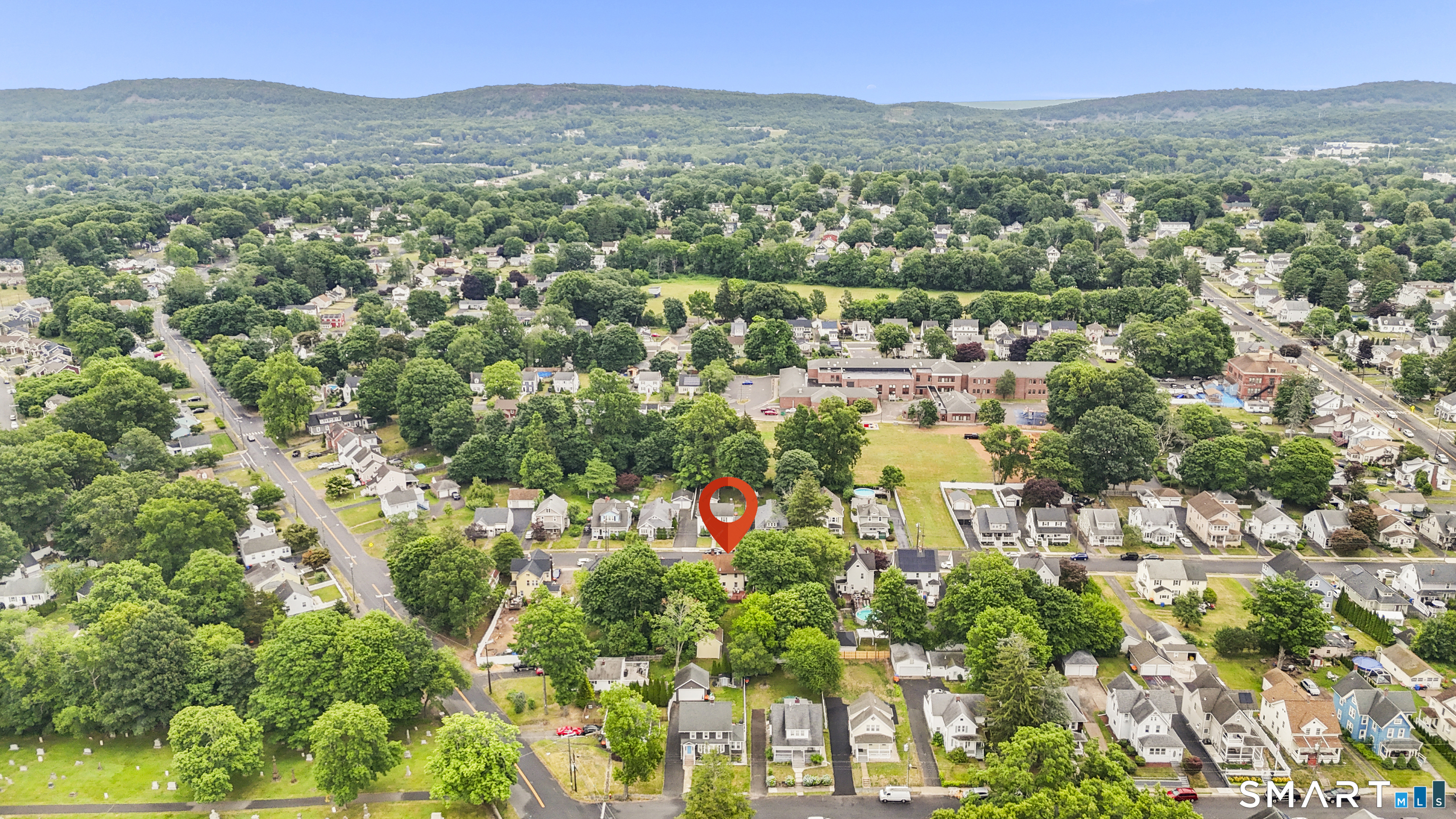 162 Newton Street Meriden, CT 06450 - Photo 30 of 34