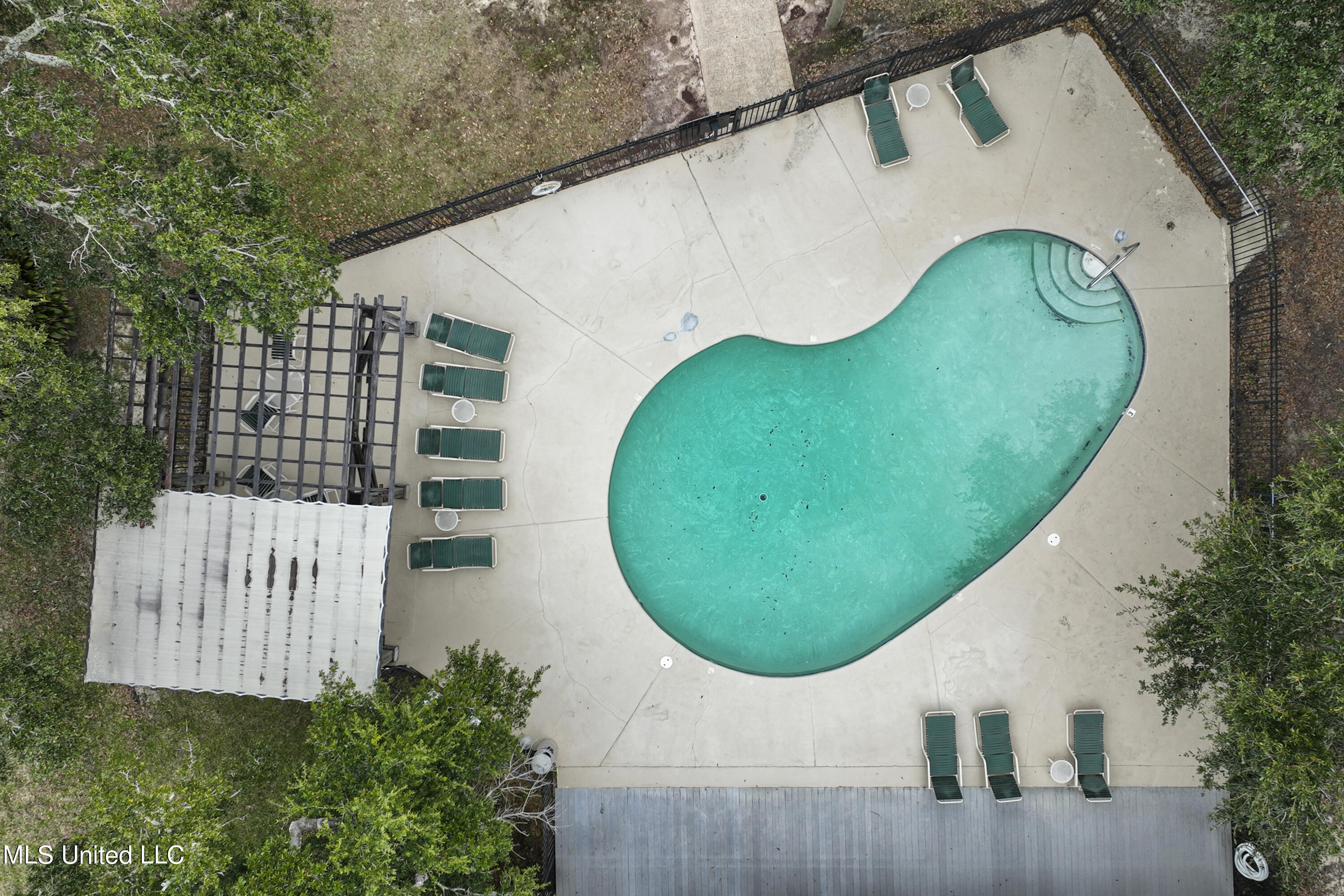3230 Cumberland Road, Unit 54 Ocean Springs, MS 39564 - Photo 26 of 30 Pool