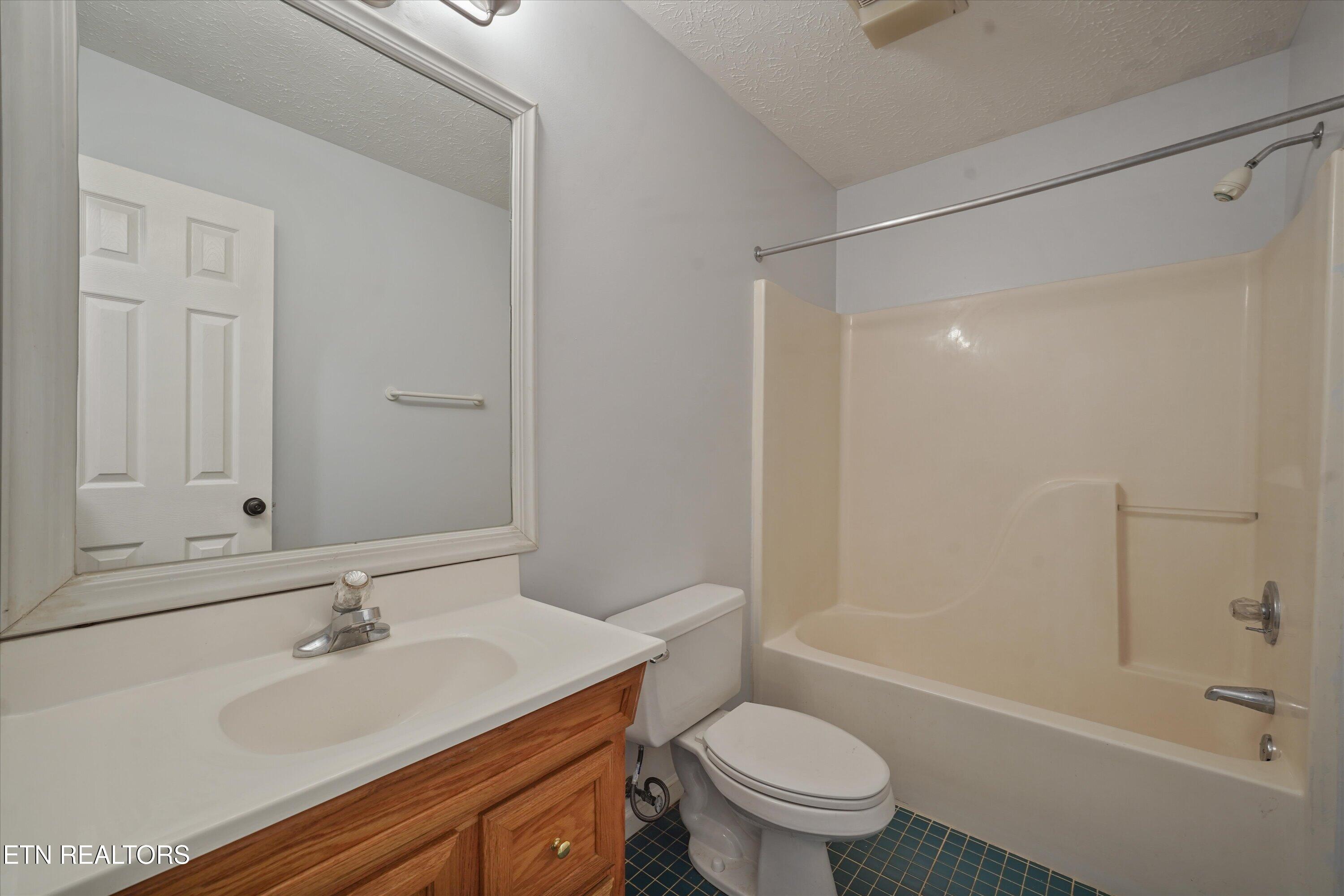 712 Kimbee Road Knoxville, TN 37923 - Photo 19 of 43 18-712 Kimbee Rd 08