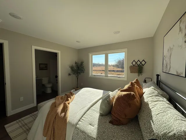 $376,900 | 4450 East Moose Horn Drive, Moose Lake, MN 55767