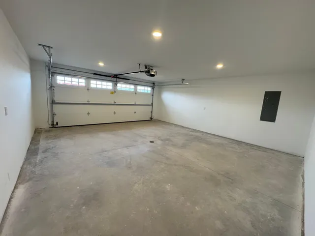 $376,900 | 4450 East Moose Horn Drive, Moose Lake, MN 55767