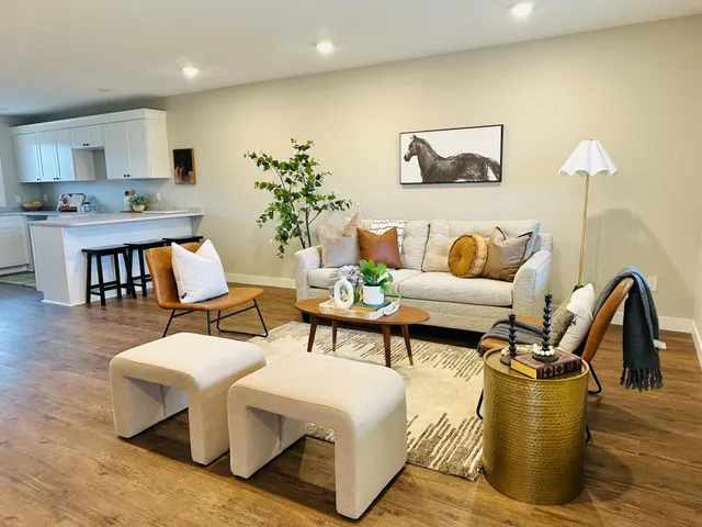 $376,900 | 4450 East Moose Horn Drive, Moose Lake, MN 55767