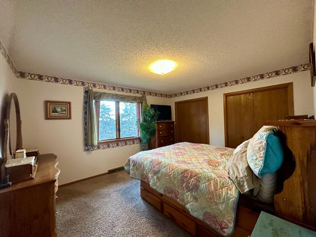 $279,900 | 102 Prospect Street, Hardwick, MN 56134