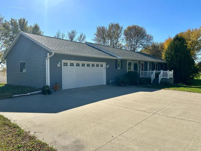 $279,900 | 102 Prospect Street, Hardwick, MN 56134