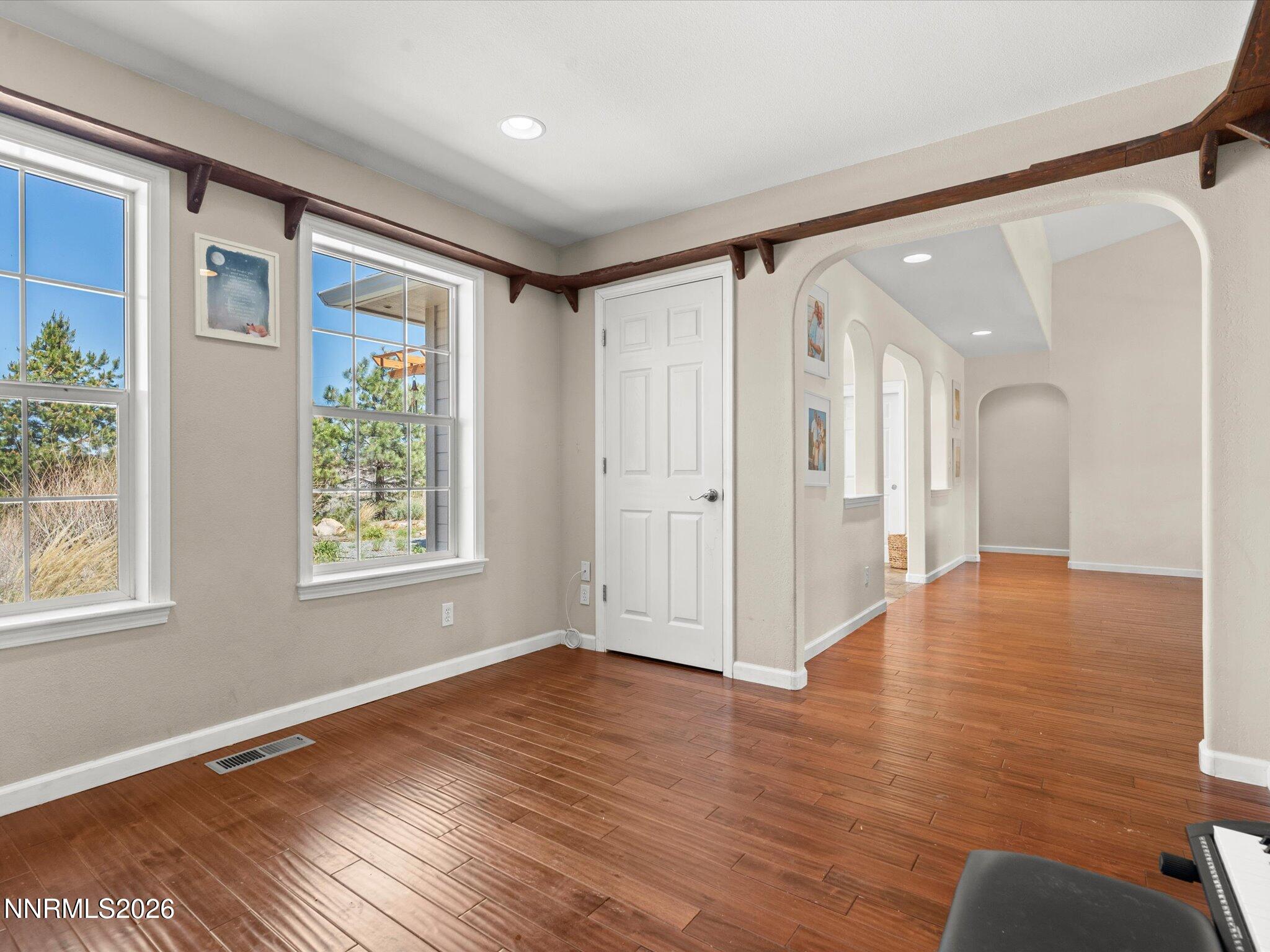 60 Horseshoe Circle Reno, NV 89508 - Photo 10 of 77 06-60 Horseshoe Cir-375-75-194