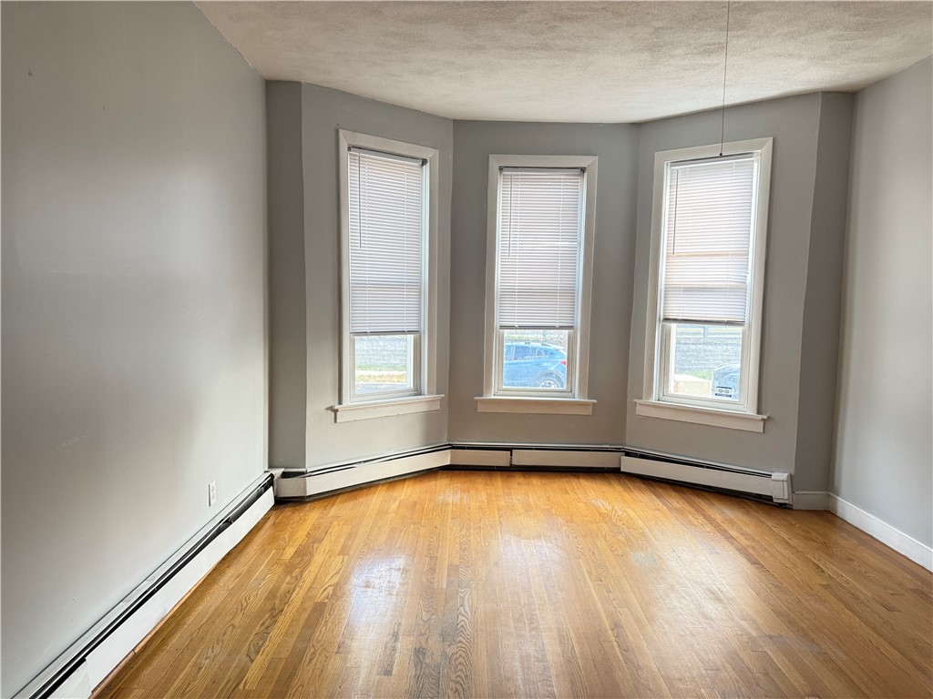 11 Downing Street Providence, RI 02907 - Photo 3 of 10