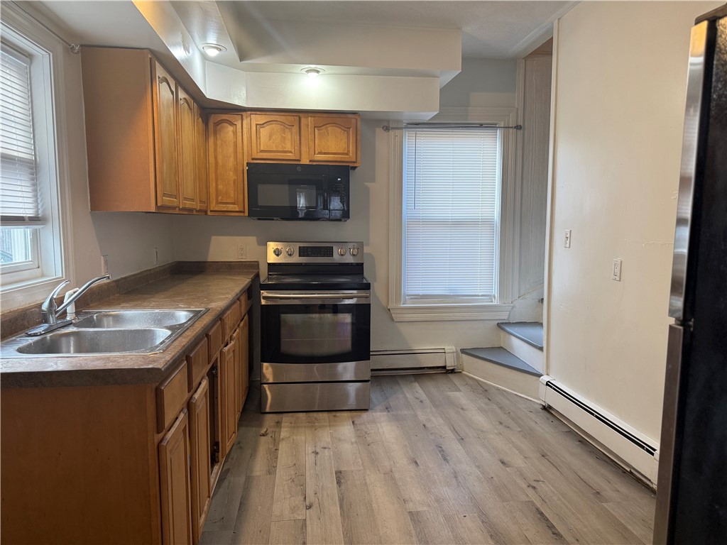 11 Downing Street Providence, RI 02907 - Photo 5 of 10