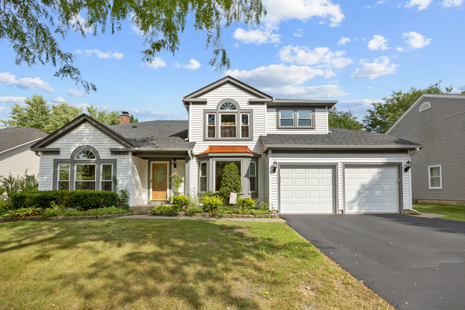 565 Rutgers Lane Elk Grove Village, IL 60007 - Photo 2 of 35 Gallery Image 2