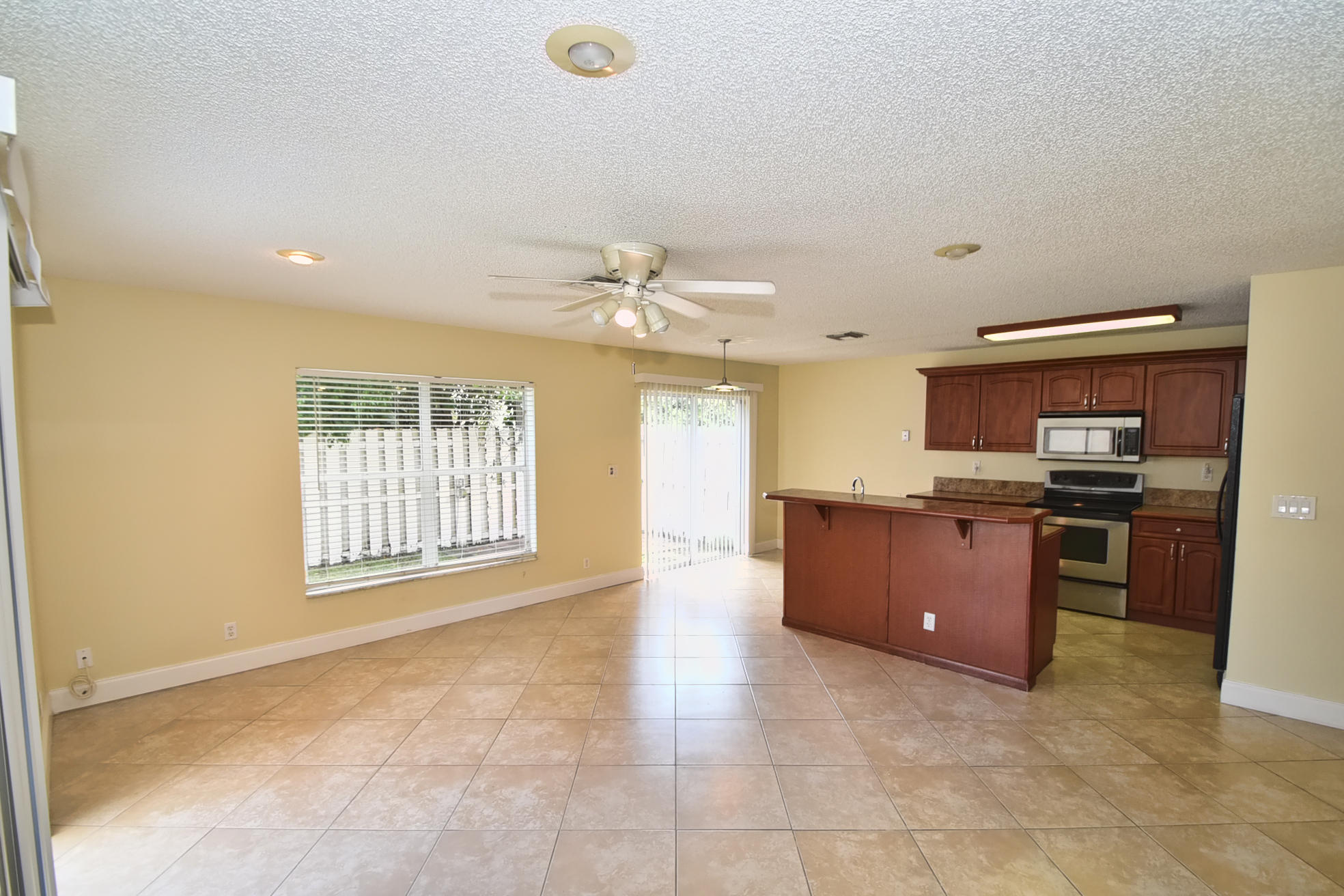 10264 Breezeway Place Boca Raton, FL 33428 - Photo 8 of 28 DSC_2640