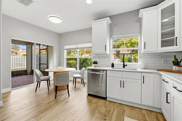 $4,000 | 7126 Regina Way, Orlando, FL 32819