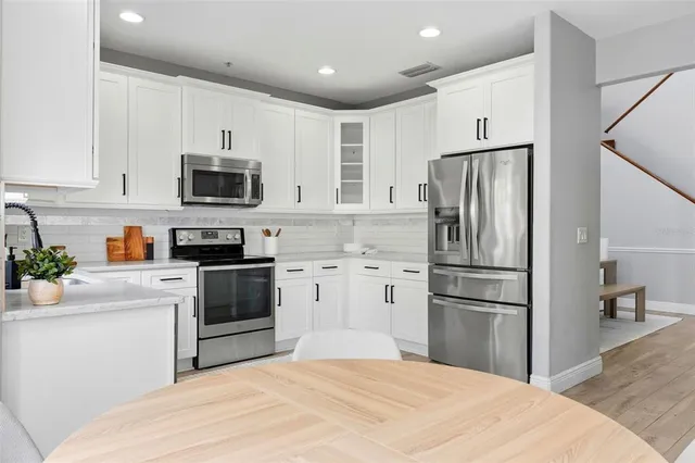 $4,000 | 7126 Regina Way, Orlando, FL 32819