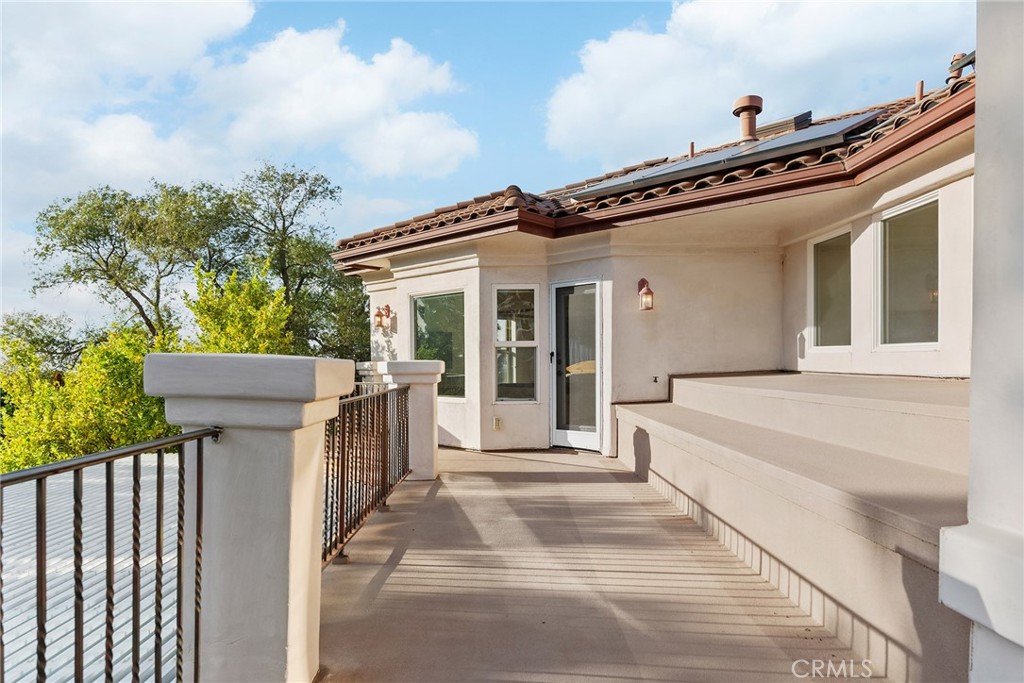 3171 Sandstone Lane Chico, CA 95928 - Photo 43 of 70 a view of a patio with a table and chairs