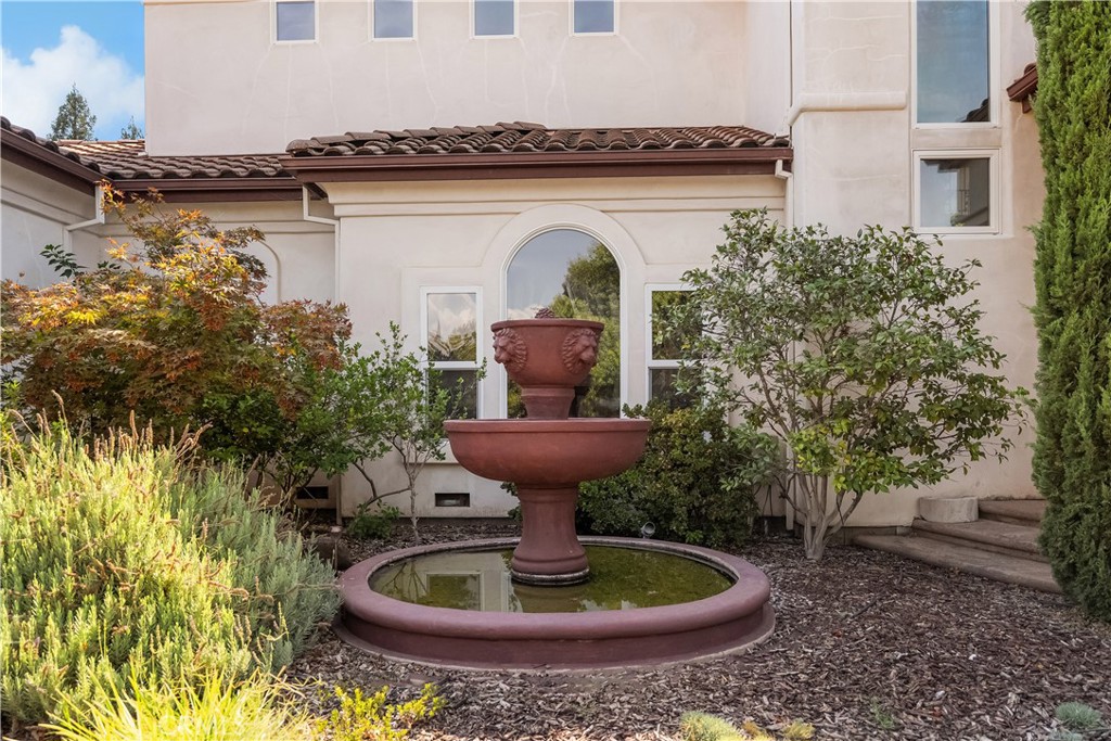 3171 Sandstone Lane Chico, CA 95928 - Photo 68 of 70 a view of a bird bath