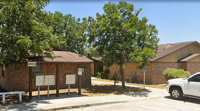 $430 | 1715 2nd, Roma, TX 78584