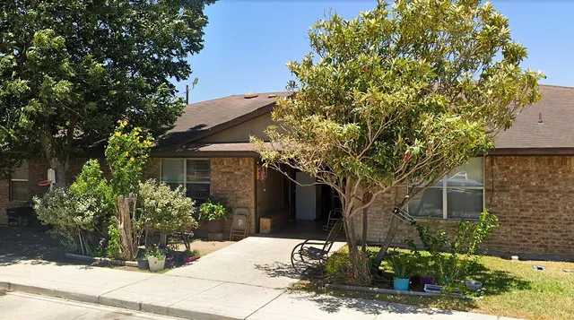 $430 | 1715 2nd, Roma, TX 78584