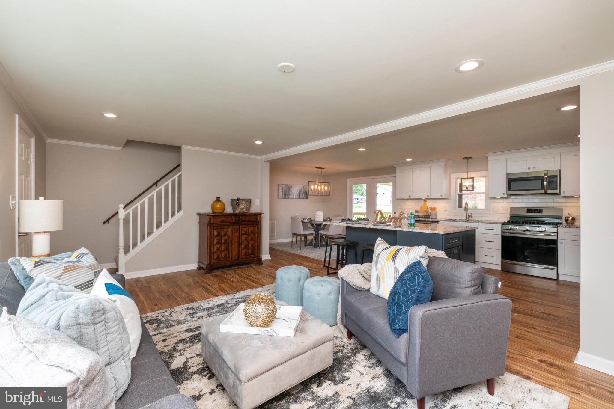 524 Patapsco Avenue Rosedale, MD 21237 - Photo 7 of 46 Bright & spacious living room!