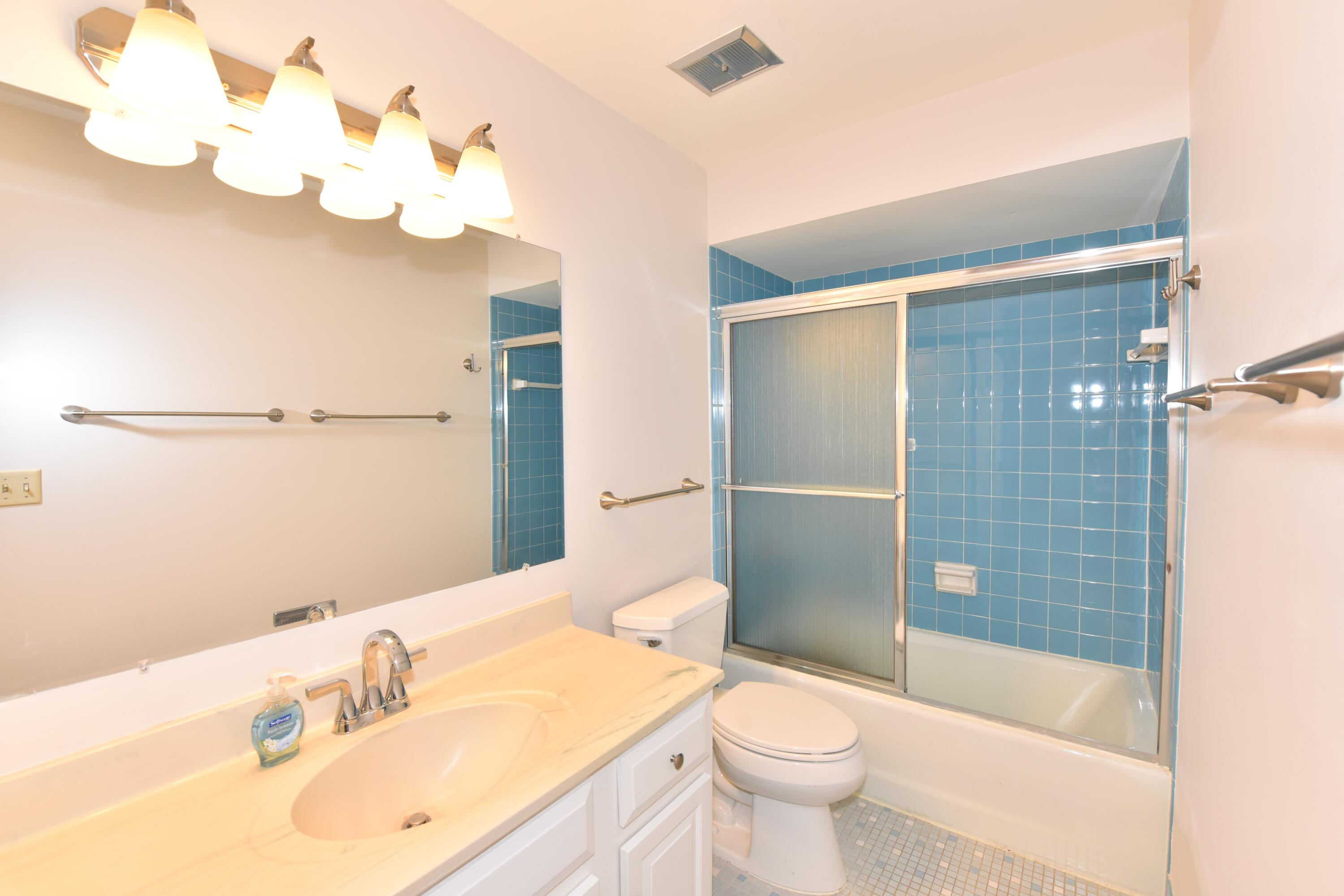 1730 West Green Tree Road, Unit 310 Glendale, WI 53209 - Photo 18 of 34 Primary Ensuite Bathroom