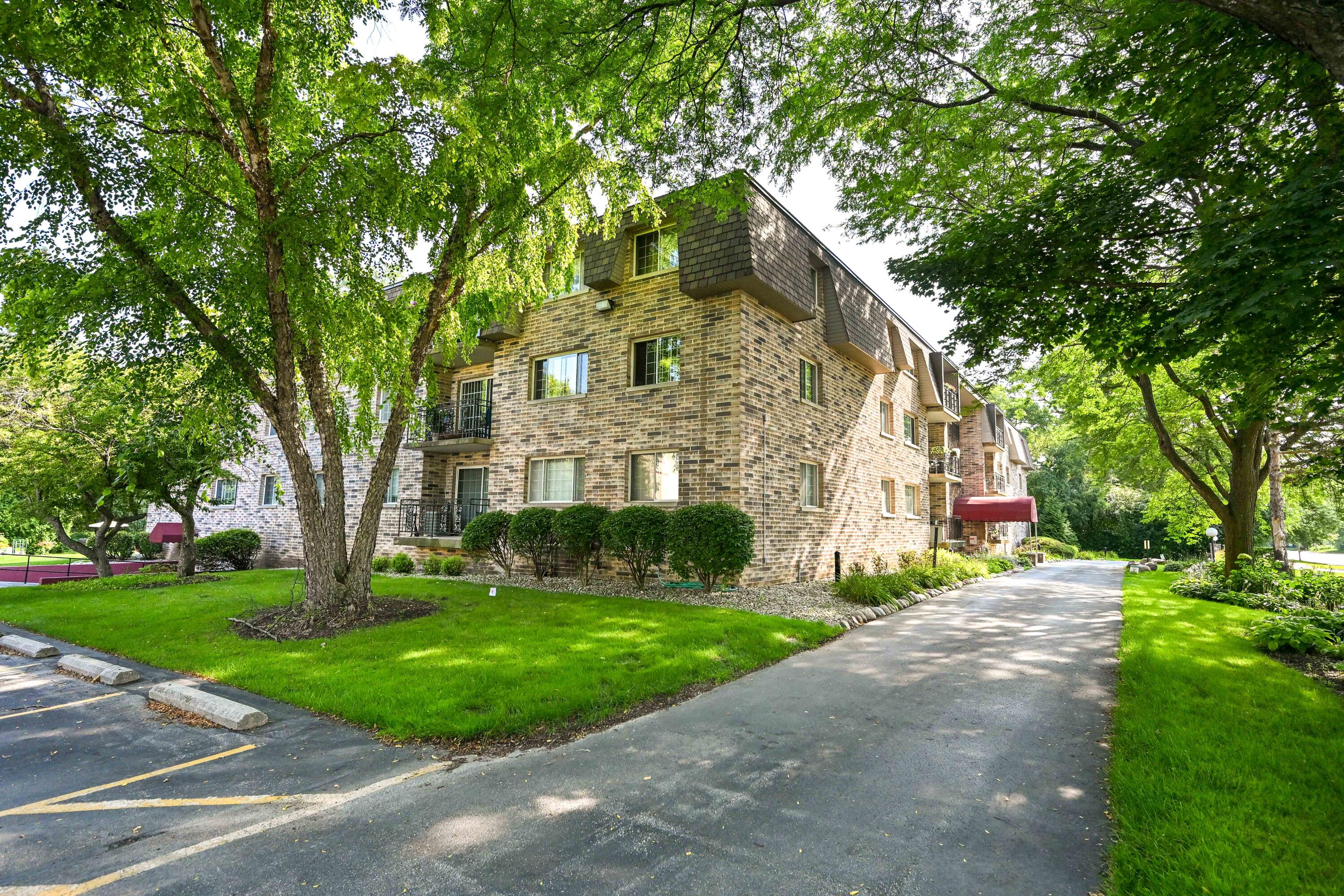 1730 West Green Tree Road, Unit 310 Glendale, WI 53209 - Photo 31 of 34 Exterior