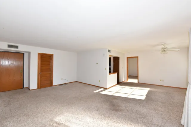 $149,900 | 1730 West Green Tree Road, Unit 310, Glendale, WI 53209