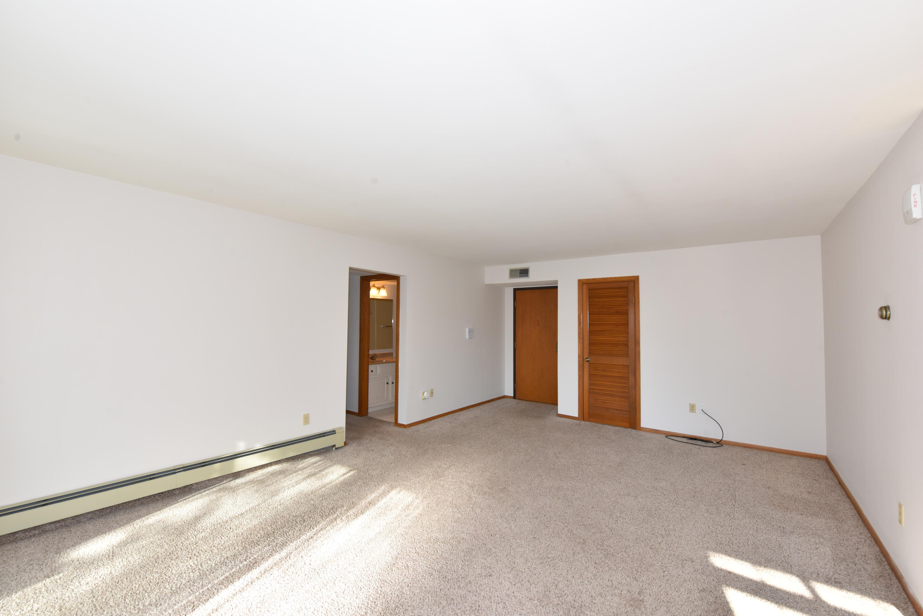 1730 West Green Tree Road, Unit 310 Glendale, WI 53209 - Photo 7 of 34 Living Room